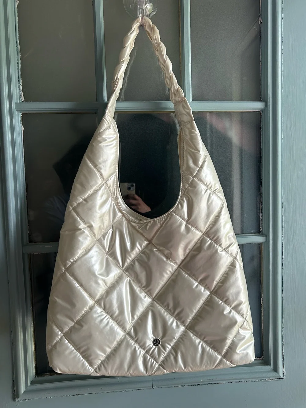 NWOT House of Harlow 1960 Quilted Puffer Hobo Shoulder Purse Pearl White